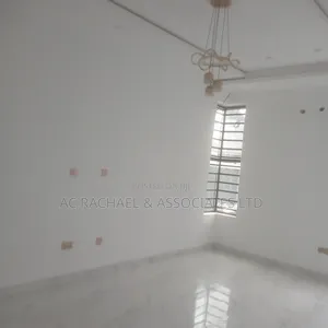 Mini Flat in Havana Street, Ago Palace for rent
