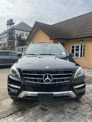 Mercedes-Benz M Class ML350 4MATIC 4dr SUV AWD (3.5L 6cyl 7A) 2015