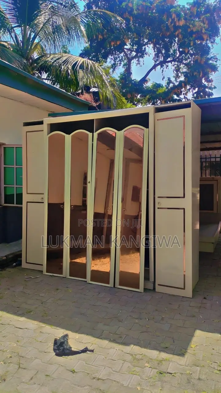 Italian Foreign Bed