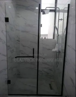 Glass Shower Cubicle (Wall to Wall)A