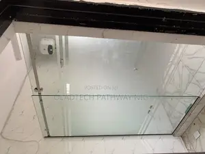 Glass Shower Cubicle (Wall to Wall)A