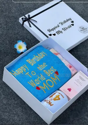 Luxury Customized Gift Boxes