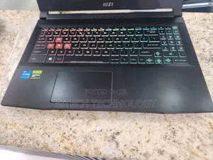 New Laptop MSI Katana 15 16GB Intel Core I7 SSD 512GB