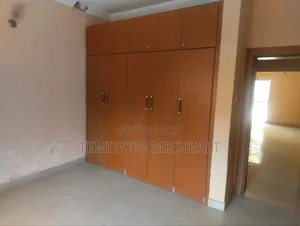 3bdrm Apartment in Utako District for rent