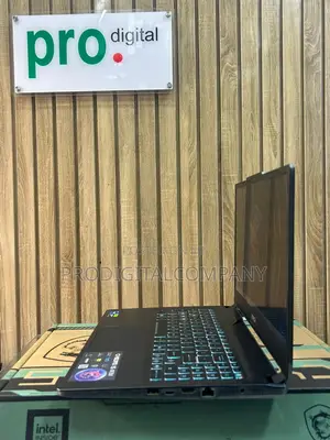 Laptop MSI Cyborg 15 32GB Intel Core i7 SSD 512GB