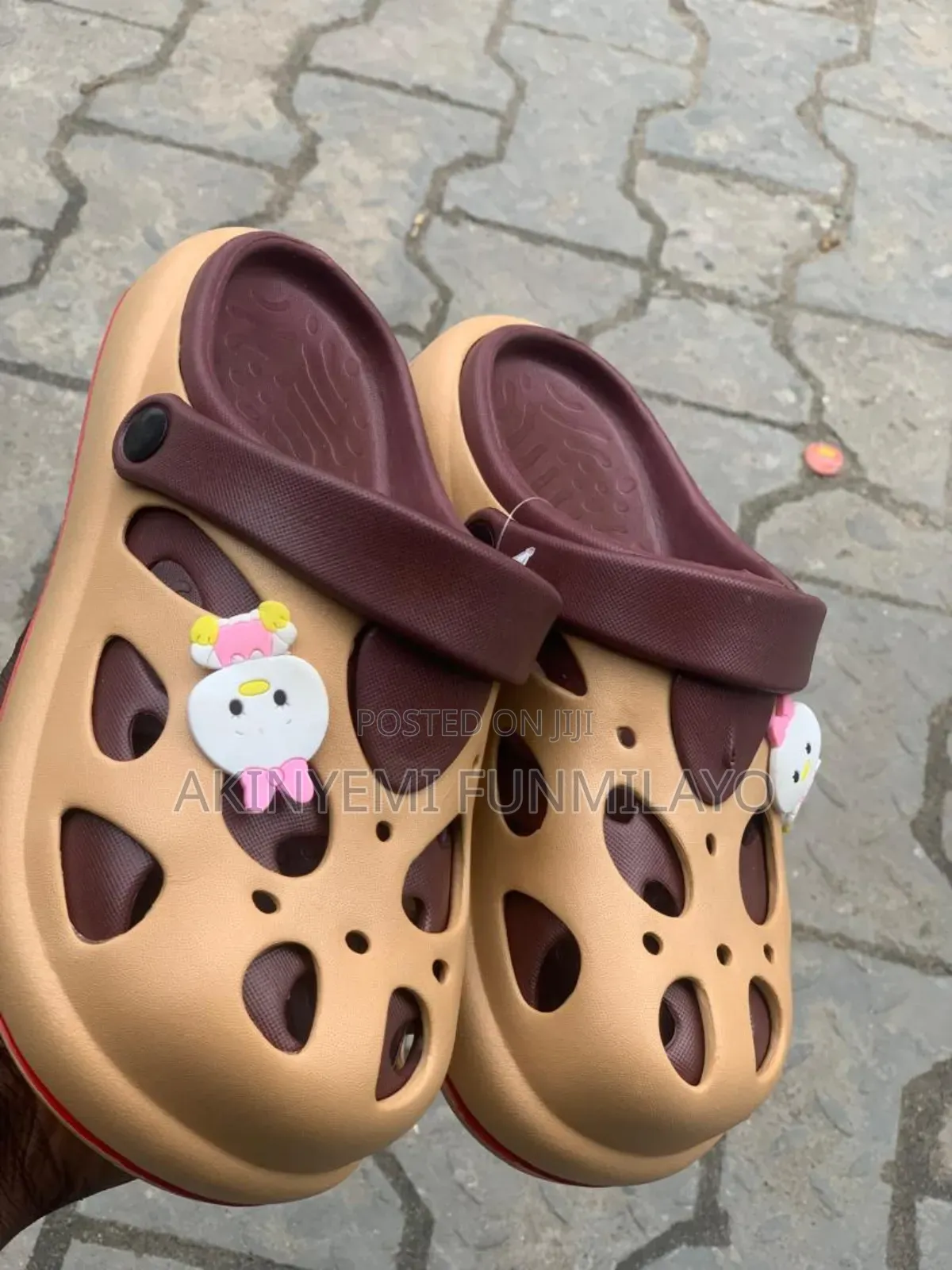 White And Black Crocks