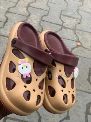 White And Black Crocks