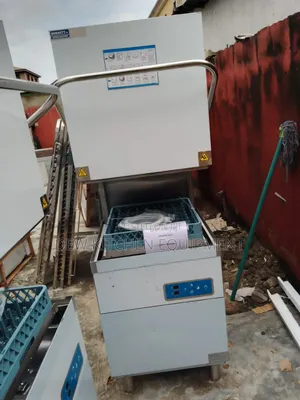 Commercial Dish Washer