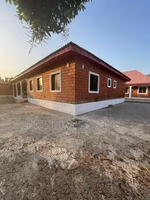 5bdrm Bungalow in Kubwa for rent