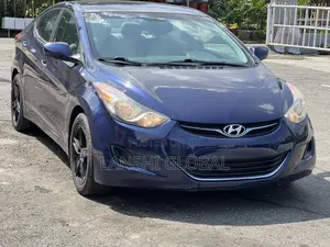 Hyundai Elantra GLS Sedan FWD (1.8L 4cyl 6A) 2013 Blue