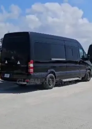 Sprinter and Luxurious Cars Available for Rent