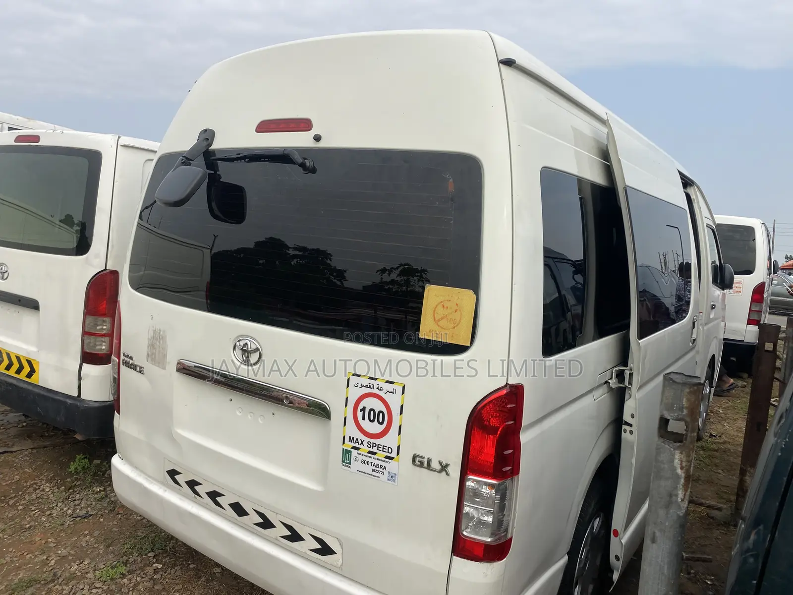 Toyota HiAce 2018 White