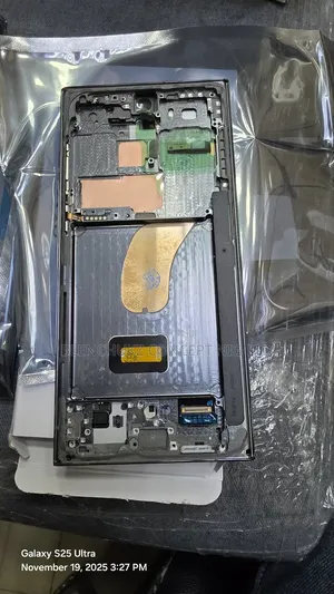 Samsung S23 Ultra Amoled Screen