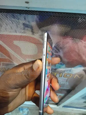 Apple iPhone 6s 32 GB Silver