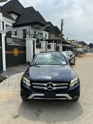 Mercedes-Benz GLC-Class 2018 Blue