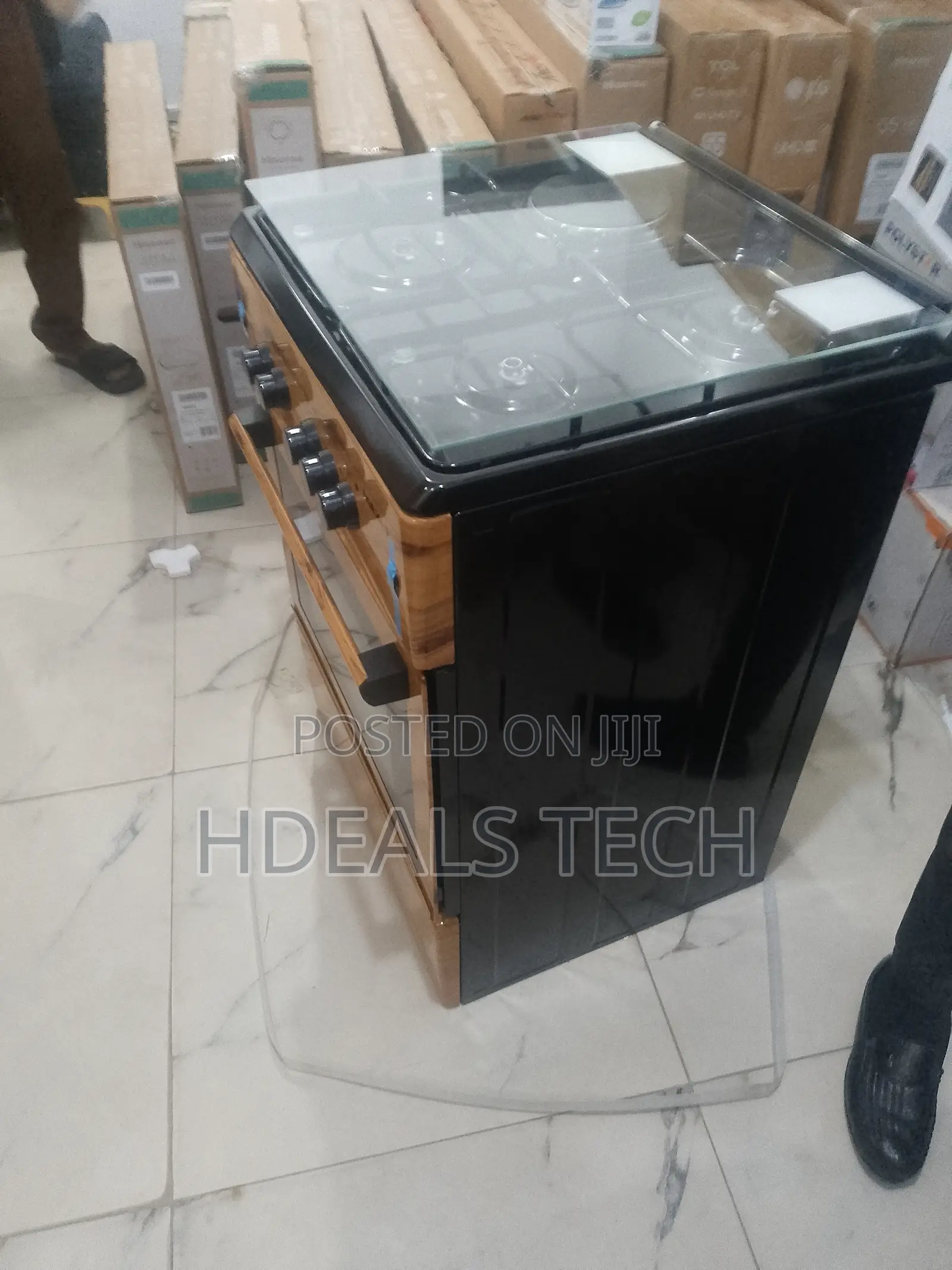 Easy Clean Maxi 60x60 3 Top Gas Cooker.
