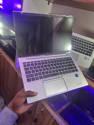 Laptop HP EliteBook 840 G8 16GB Intel Core i7 SSD 256GB
