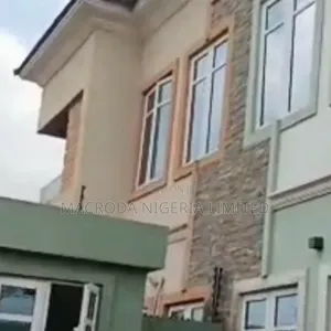 4bdrm Duplex in Ogba for sale