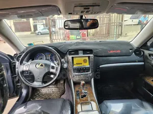 Lexus IS 250 AWD Automatic 2012 Black