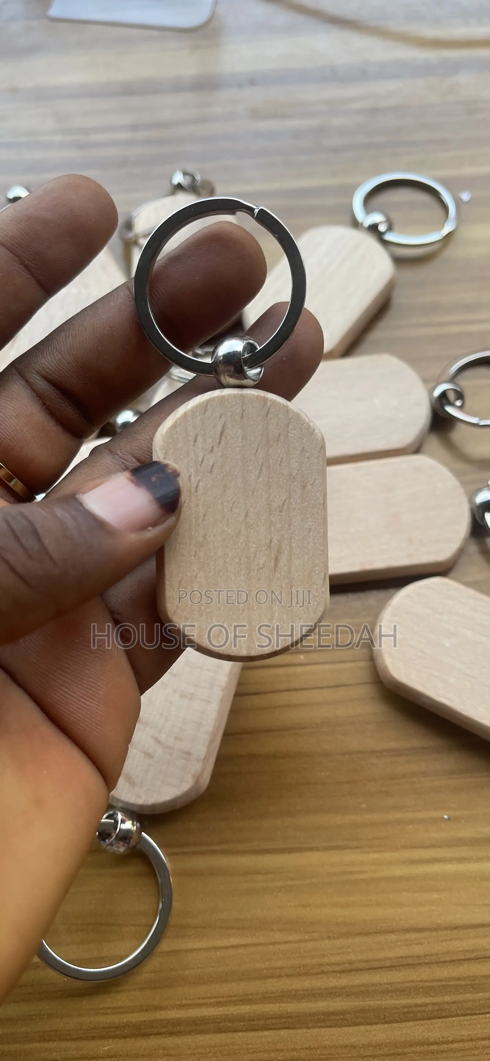 12pcs Blank Wooden Keychains (Key Holder)