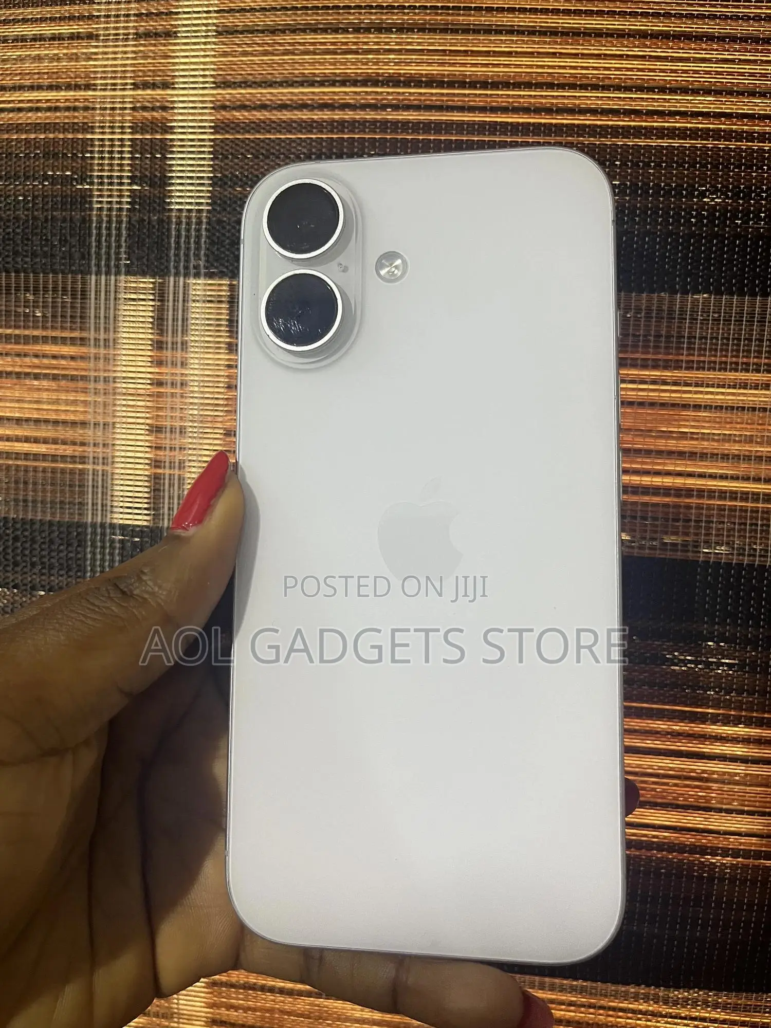 Apple iPhone 16 128 GB White