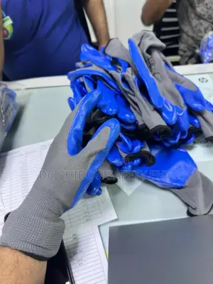 Hand Gloves
