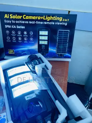 Ai Solar Camera + Lighing 2in1
