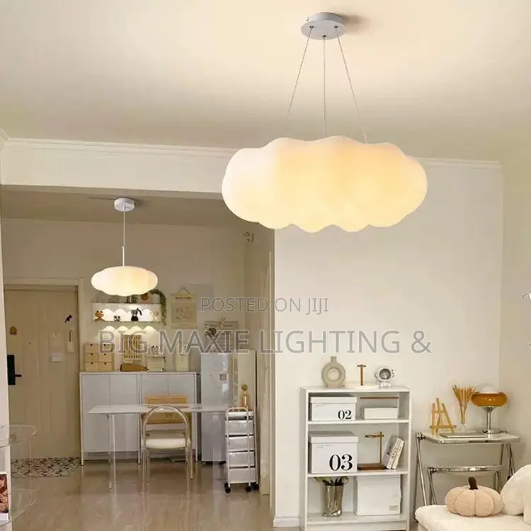 Cream Wind Dropping Lamp