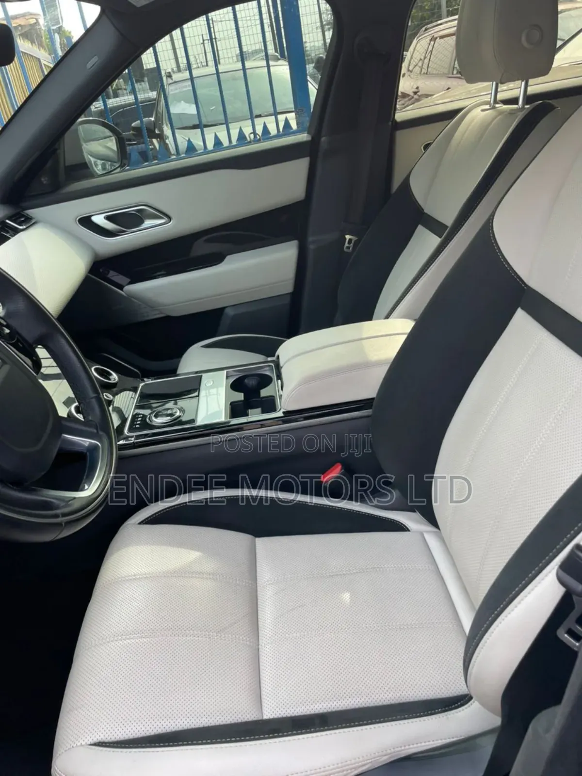 Land Rover Range Rover Velar R-Dynamic HSE 2021 White