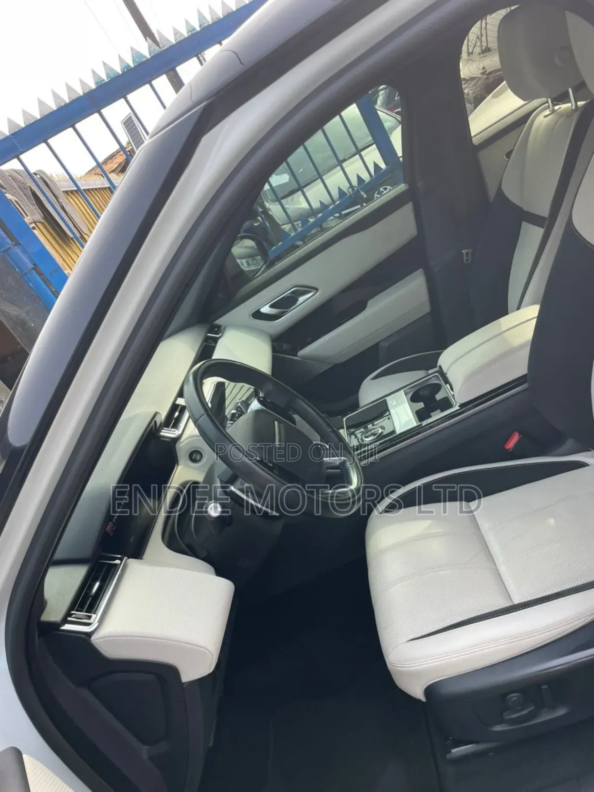 Land Rover Range Rover Velar R-Dynamic HSE 2021 White