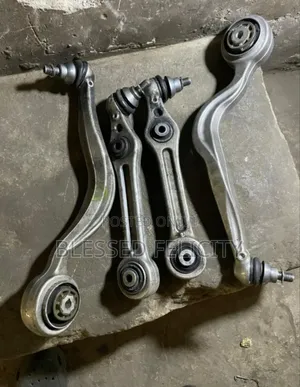 Lower Mercedes Benz 213