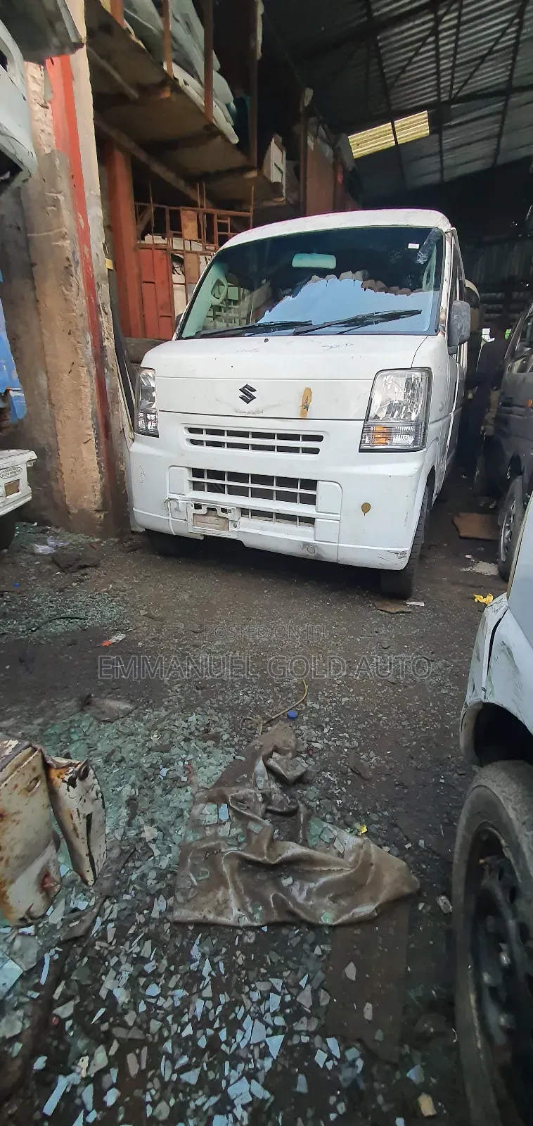Suzuki APV Minibus 2010 White