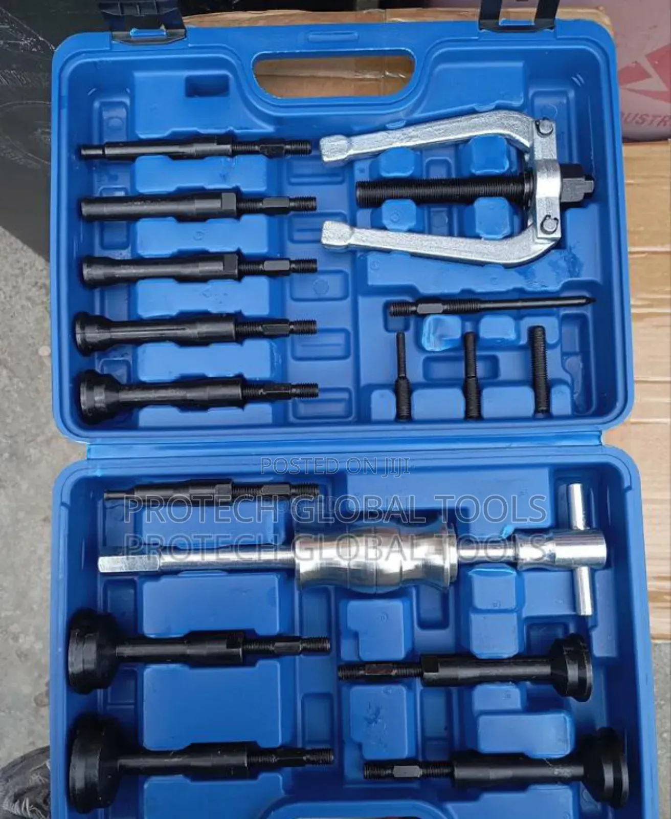 Inner and Outer Bearing Puller Set