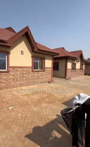 2bdrm Block of Flats in Sango Ota, Ifo for sale