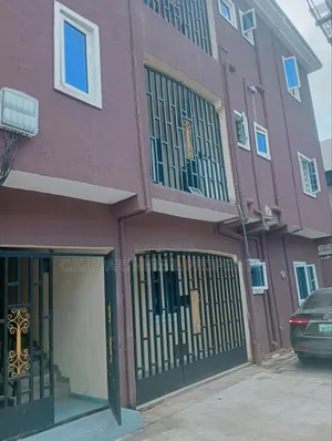2bdrm Block of Flats in Unity Estate, Obio-Akpor for rent