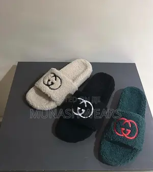 Classic Gucci Fur Interlock Slide 40-46