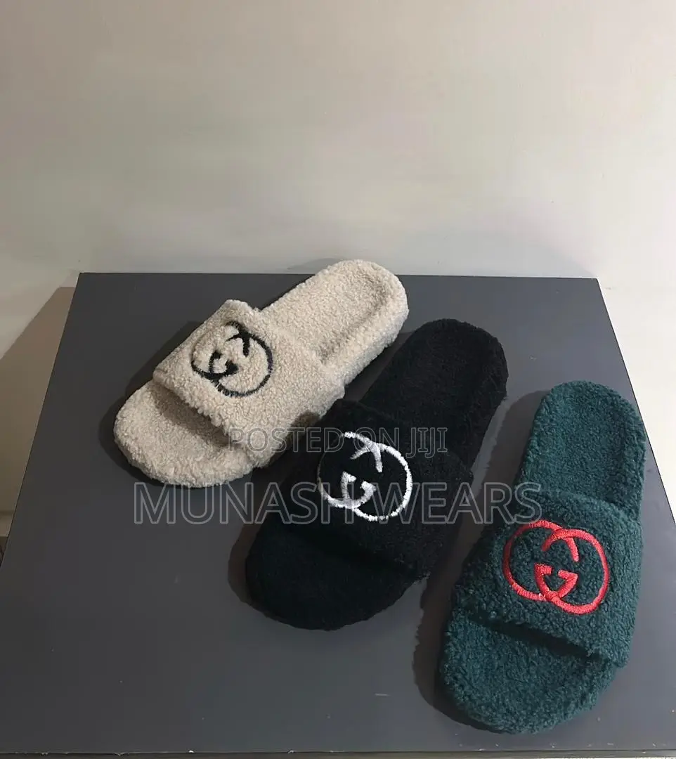 Classic Gucci Fur Interlock Slide 40-46