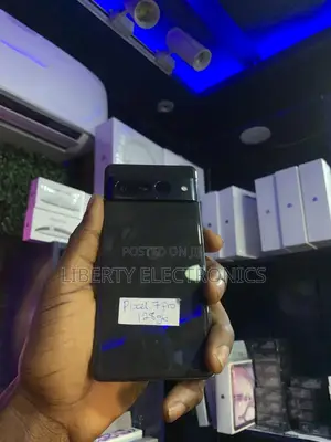 Google Pixel 7 Pro 128 GB Black