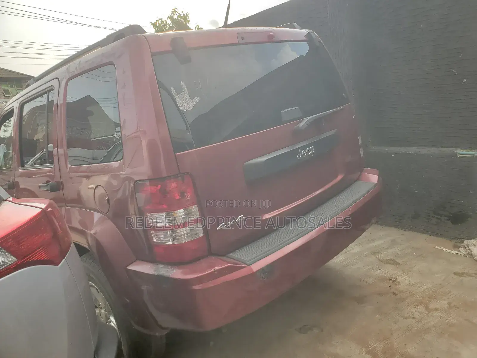 Jeep Liberty Sport 2011 Red