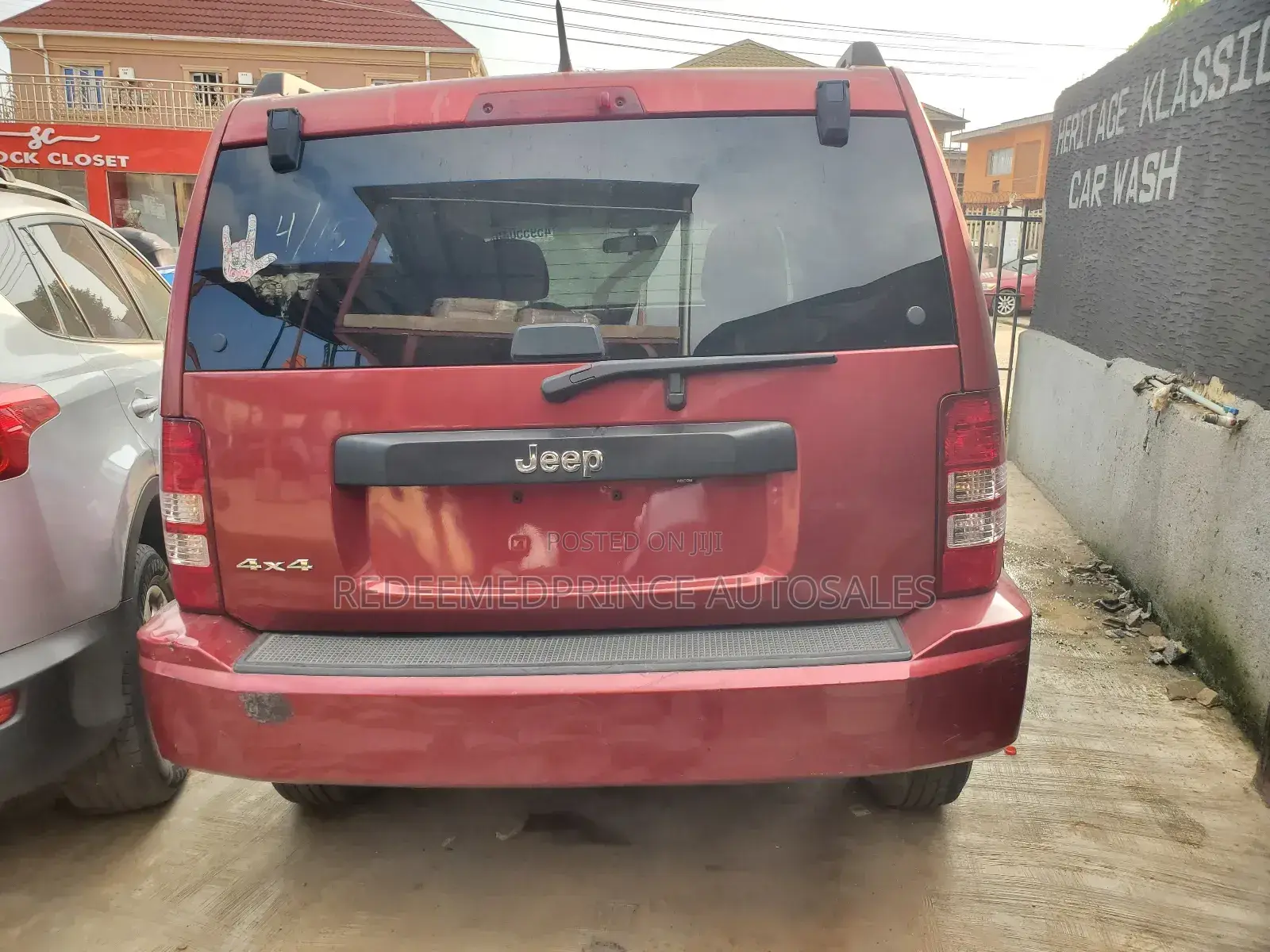 Jeep Liberty Sport 2011 Red