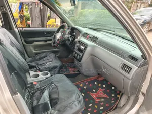Honda CR-V 1998 Silver