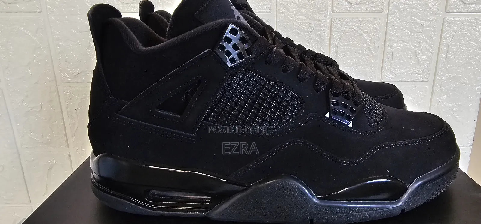 Nike Air Jordan 4