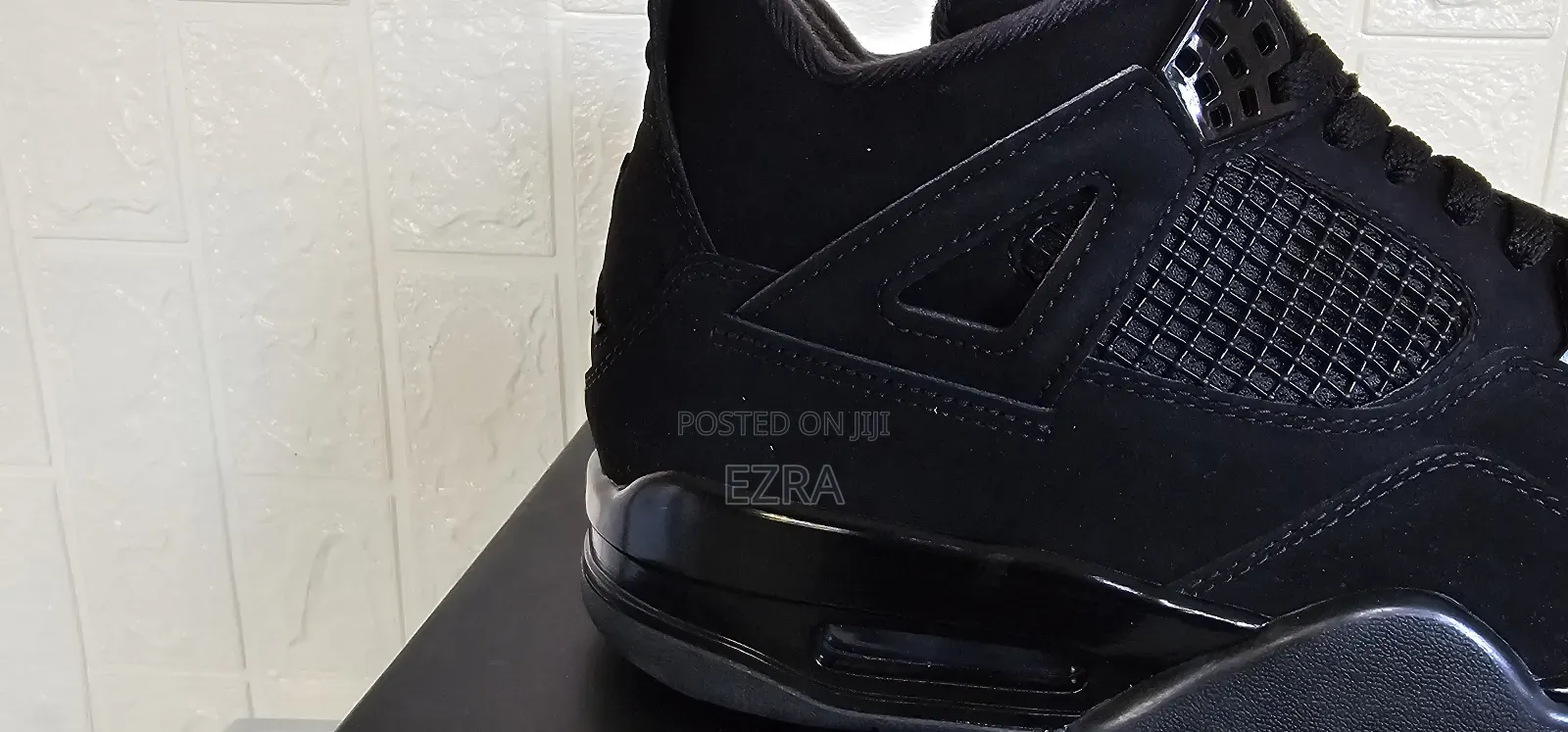 Nike Air Jordan 4