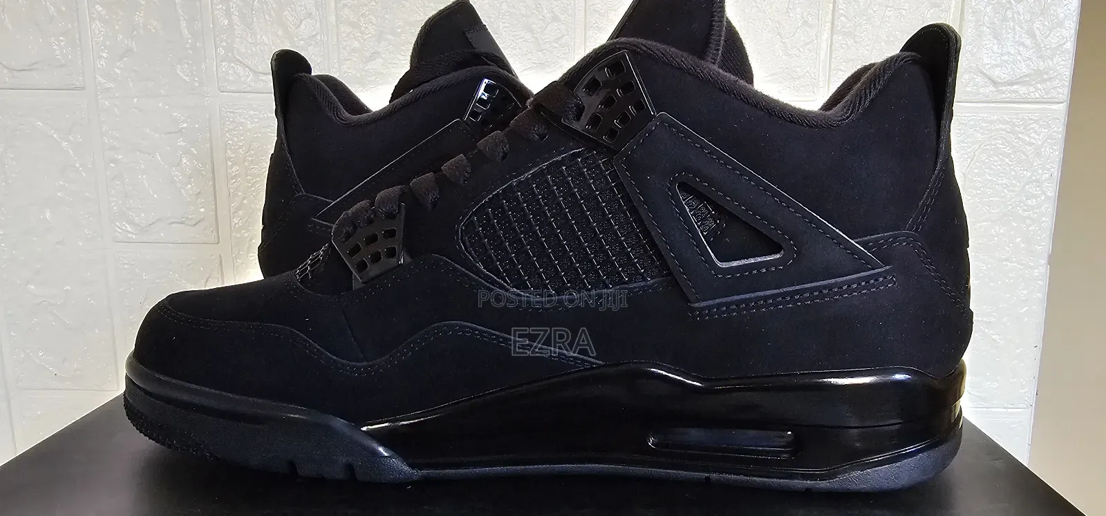 Nike Air Jordan 4