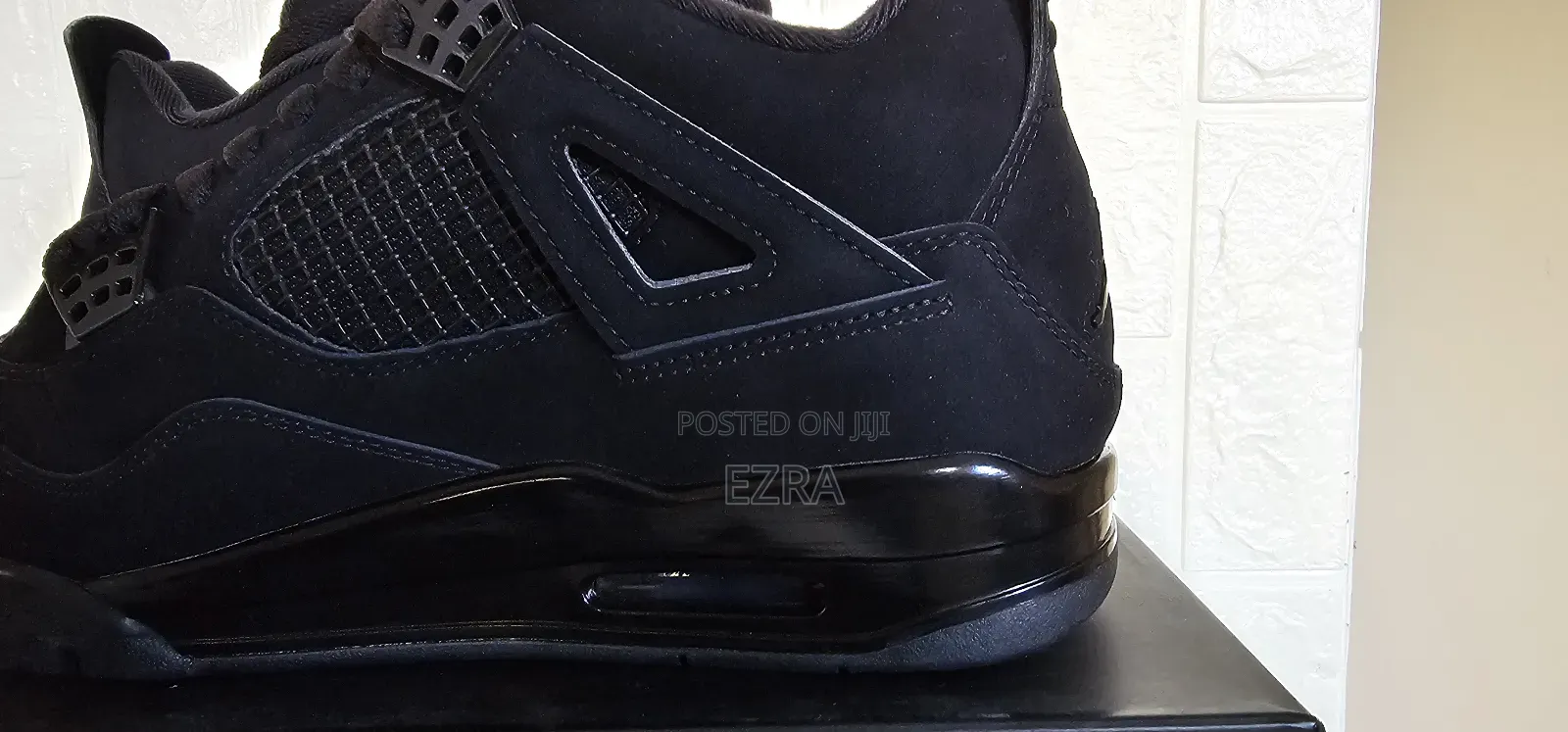 Nike Air Jordan 4