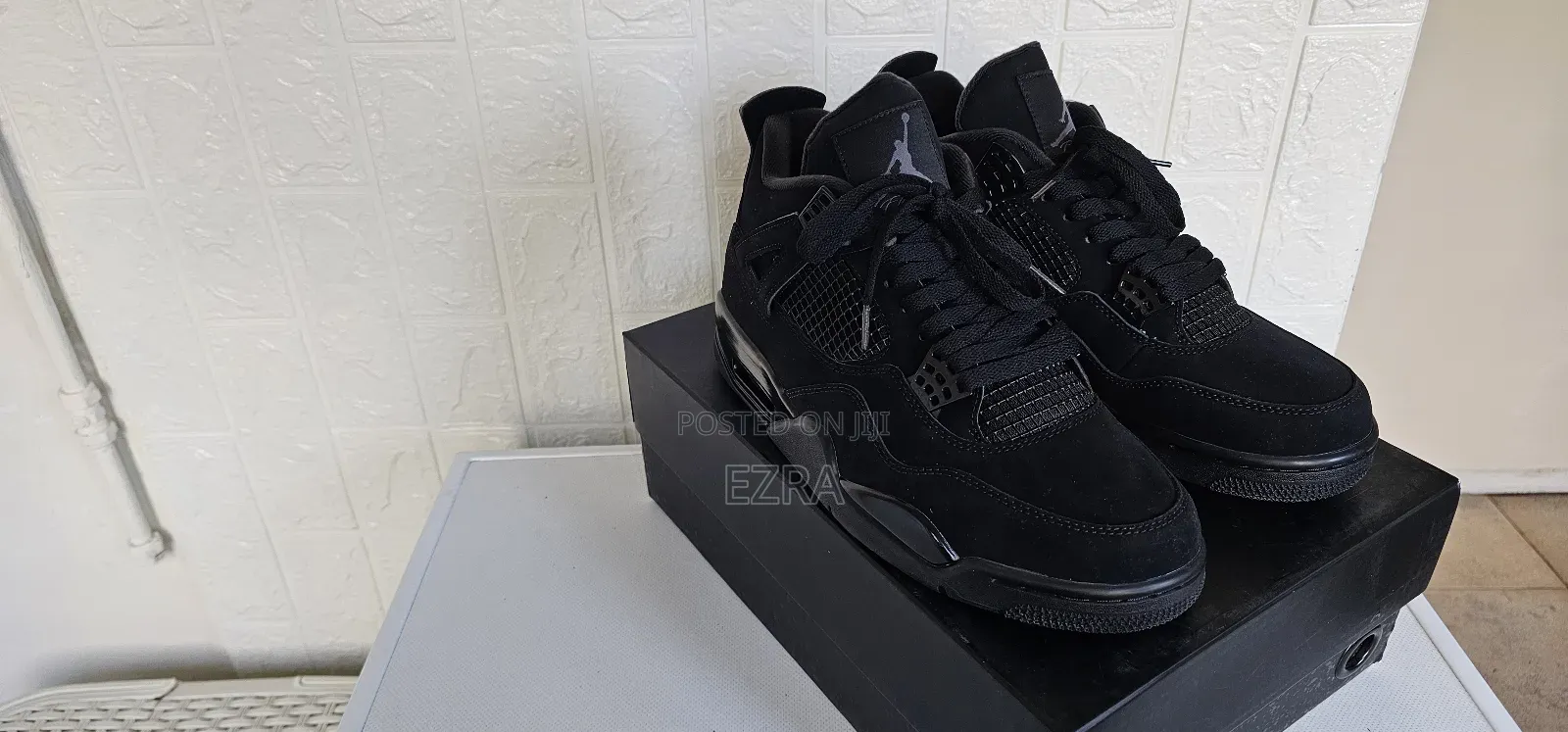 Nike Air Jordan 4