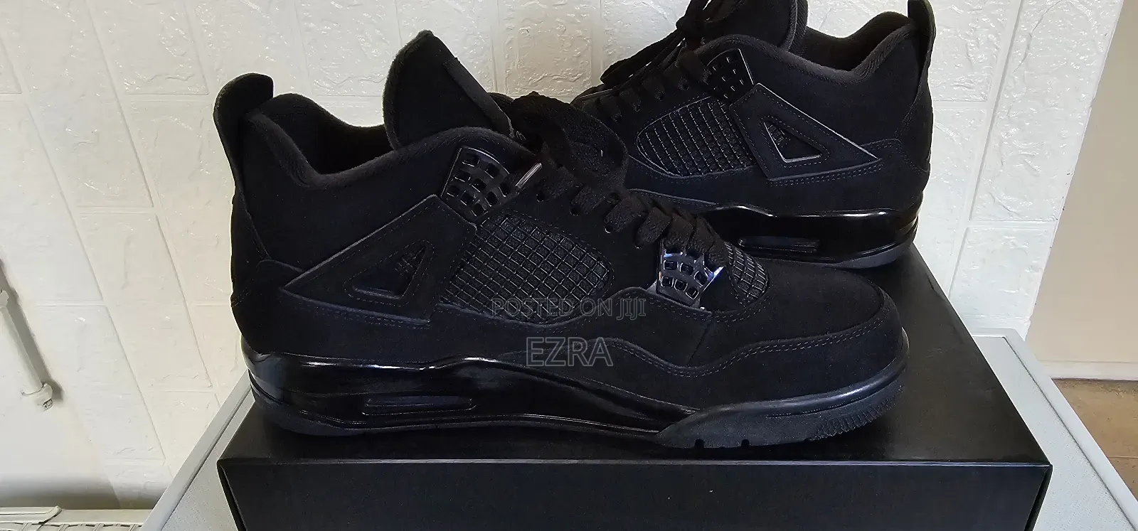 Nike Air Jordan 4