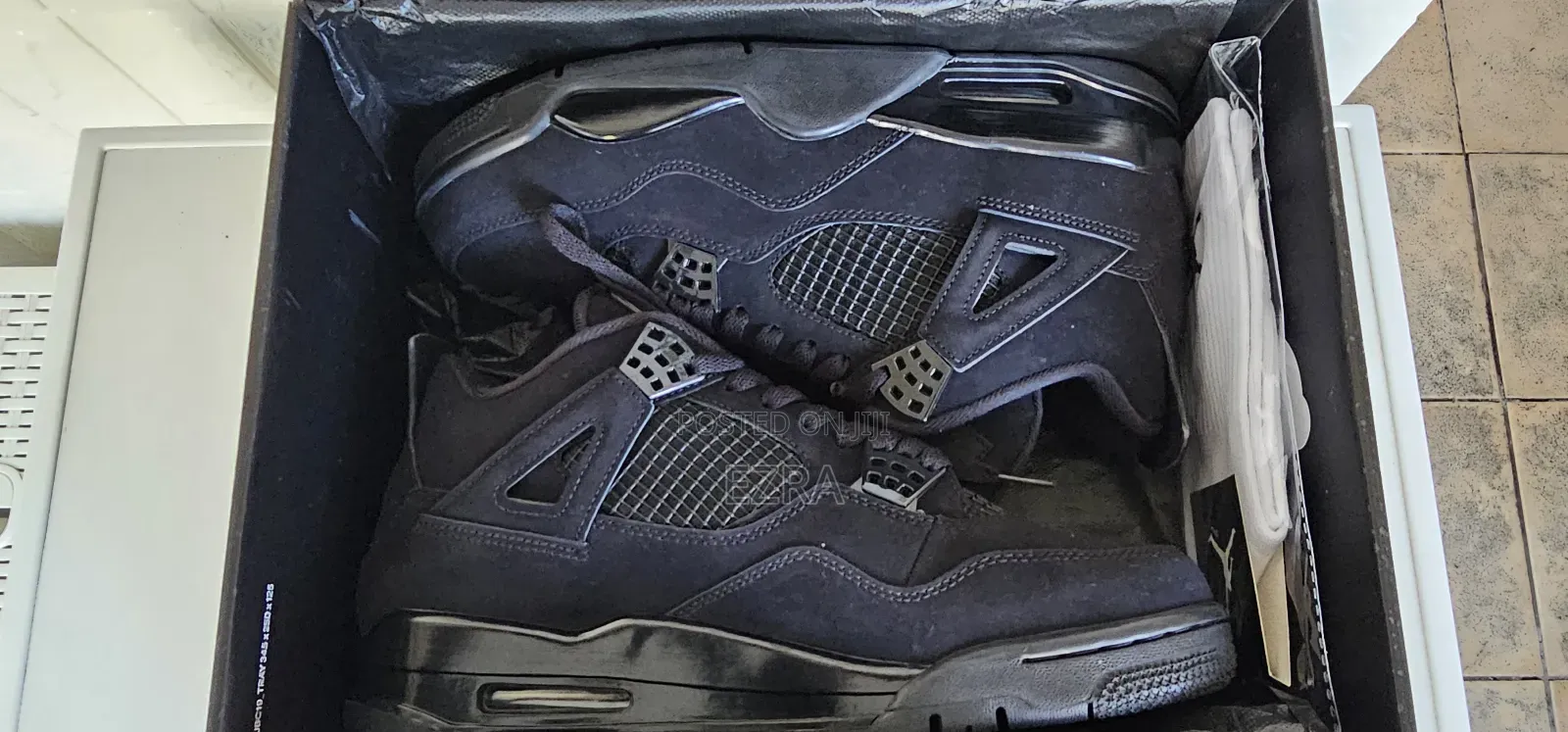 Nike Air Jordan 4