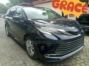 New Toyota Sienna 2025 Black