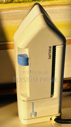 Philips World Stewardess Portable Pressing Iron